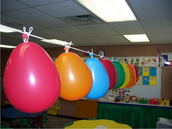 Teach Junkie: 26 Fun and Memorable End of the School Year Celebration Ideas - Balloon Countdown